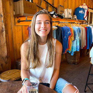 Meet your Posher, Madison